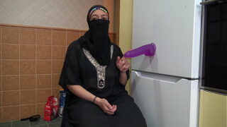 Moroccan cuckold wife humiliates her husbands small dick